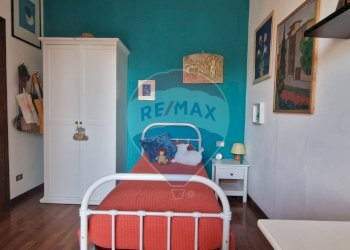 Camera / camera da letto - Quadrilocale via Mameli
 
15A, Gallarate - foto 31