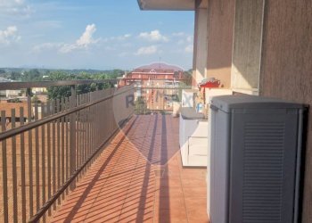Balcone - Quadrilocale via Mameli
 
15A, Gallarate - foto 32