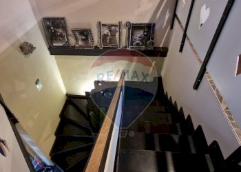 Scale - Bar Tavola Calda - Fredda Via Sempione, Varallo Pombia - foto 19