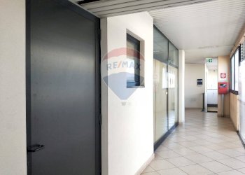 Hall / corridoio - Shop Via Aronco
 
14, Castelletto Sopra Ticino - photo 5