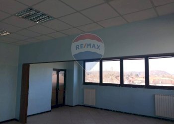 Stanza vuota - Office Via Aronco
 
14, Castelletto Sopra Ticino - photo 7