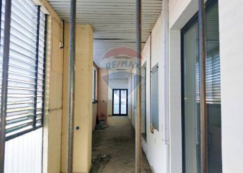 Hall / corridoio - Office Via Aronco
 
14, Castelletto Sopra Ticino - photo 20