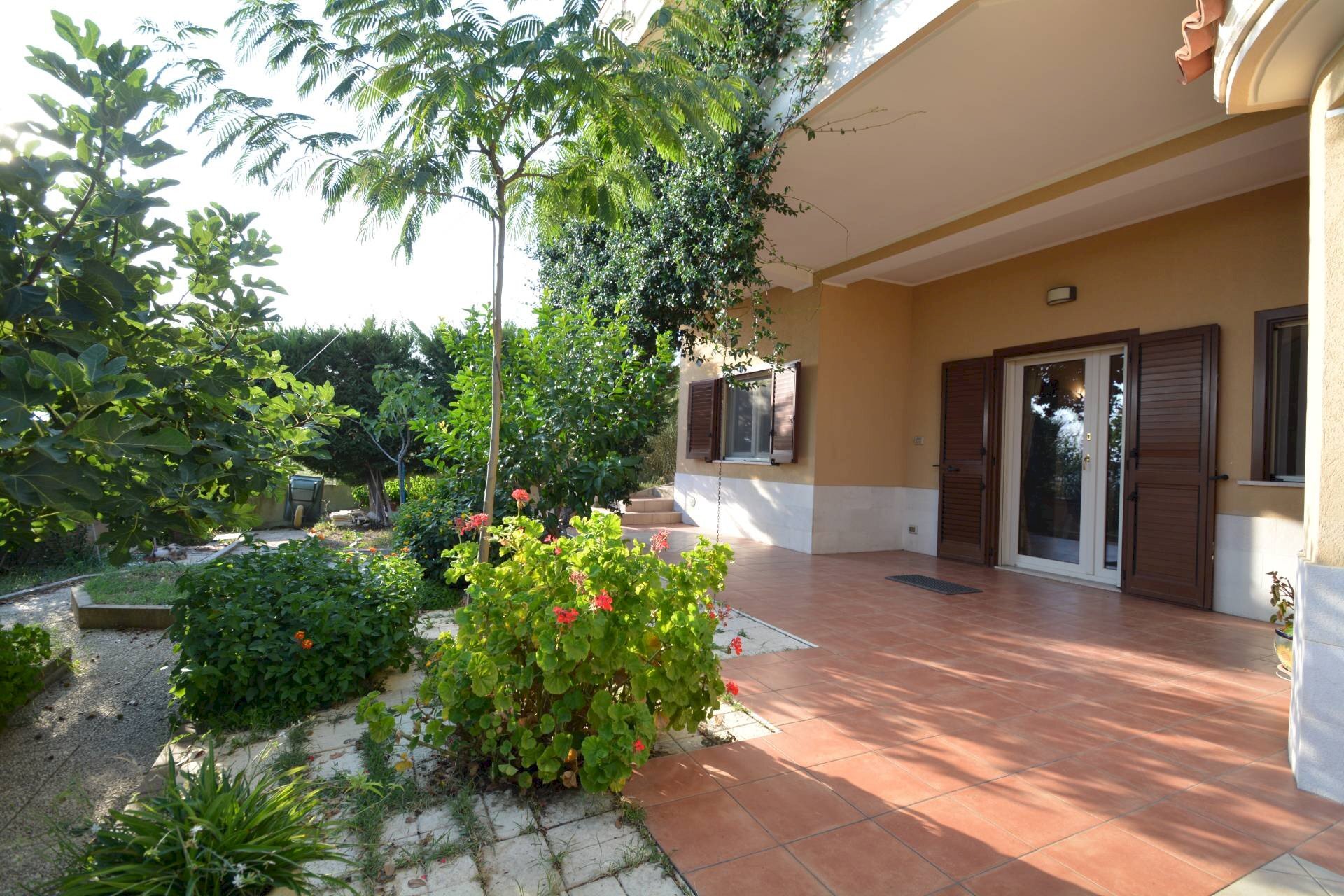 Foto 1 - Casa semi indipendente Via Francesco Lenge
 
s.n., Montescaglioso - foto 1