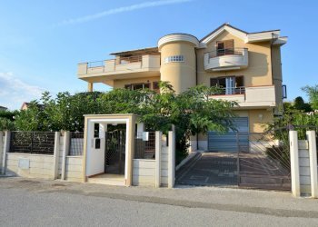 Foto 5 - Casa semi indipendente Via Francesco Lenge
 
s.n., Montescaglioso - foto 5