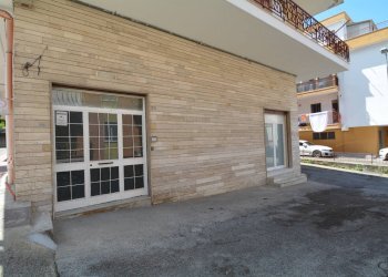 Foto 1 - Laboratorio Via Della Croce
 
31, Matera - foto 1