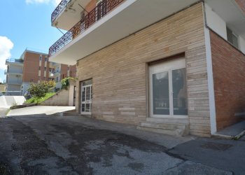 Foto 2 - Laboratorio Via Della Croce
 
31, Matera - foto 2