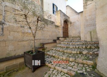 Foto 3 - Commercial Premises Via Pennino
 
29, Matera - photo 3