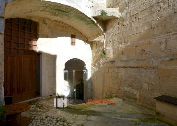 Foto 5 - Commercial Premises Via Pennino
 
29, Matera - photo 5