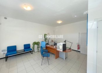 Foto 3 - Attività Commerciale VIA STRADONE DEL BOSCO, Montebelluna - foto 3