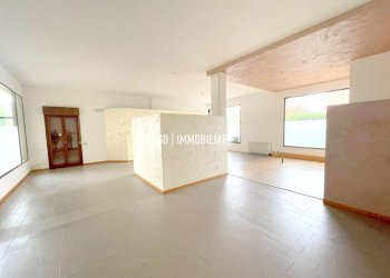 Foto 2 - Commercial Activity Cornuda - photo 2