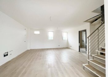 Foto 2 - Villa a Schiera Via Lauro
 
2, Asolo - foto 2