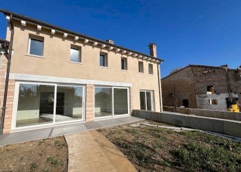 Foto 8 - Villa a Schiera Via Lauro
 
2, Asolo - foto 8