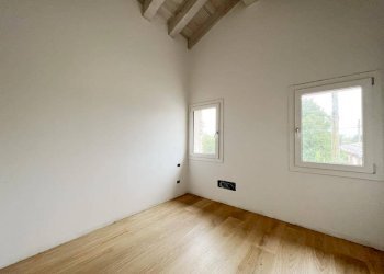 Foto 10 - Villa a Schiera Via Lauro
 
2, Asolo - foto 10