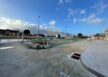 Foto 2 - Attività Commerciale Via Faraldo, Fisciano - foto 2