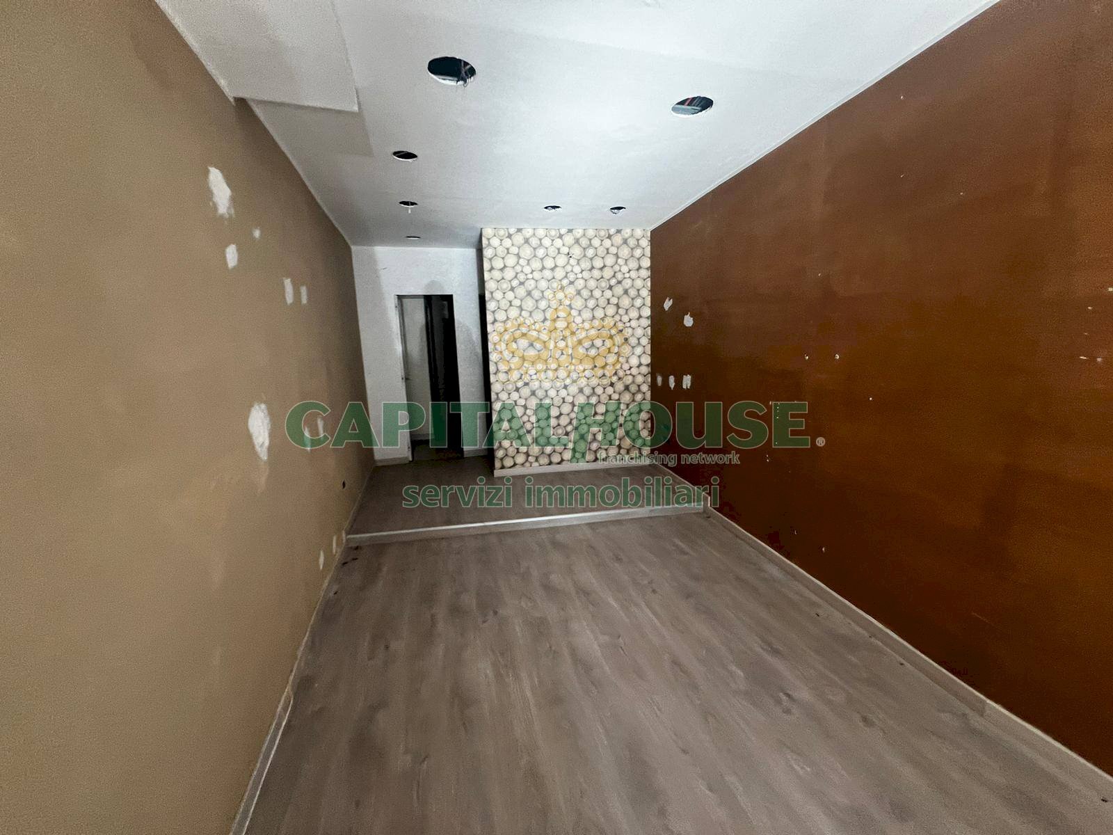 Foto 2 - Attività Commerciale Corso Diaz, Mercato San Severino - foto 2