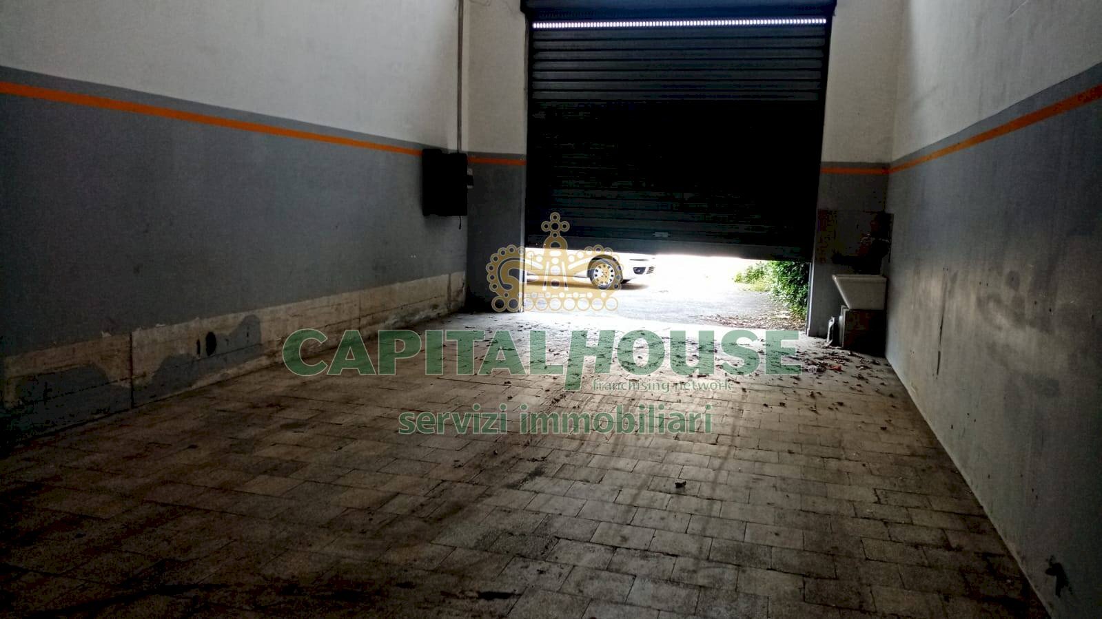 Foto 1 - Locale Commerciale VIA FRANCESCO CARACCIOLI, Mercato San Severino - foto 1