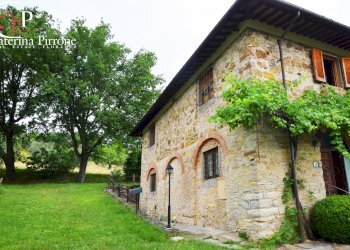 Molin del Piano vendita colonica con terreno - Rustico via di Torre, Pontassieve - foto 1