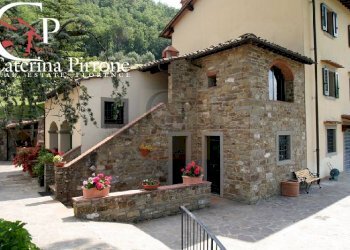 vendita azienda agricola Dicomano - Rustico frazione Dicomano Campagna
 
1, Dicomano - foto 2