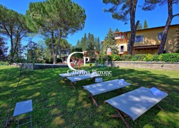 CERTALDO CHIANTI VENDESI VILLA CON PISCINA RISTRUTTURATA - Villa località Bagnano
 
250, Certaldo - foto 3
