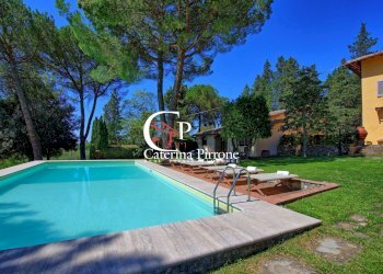 CERTALDO CHIANTI VENDESI VILLA CON PISCINA RISTRUTTURATA - Villa località Bagnano
 
250, Certaldo - foto 4