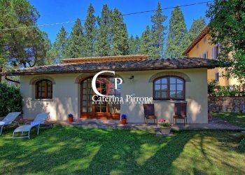 CERTALDO CHIANTI VENDESI VILLA CON PISCINA RISTRUTTURATA - Villa località Bagnano
 
250, Certaldo - foto 6