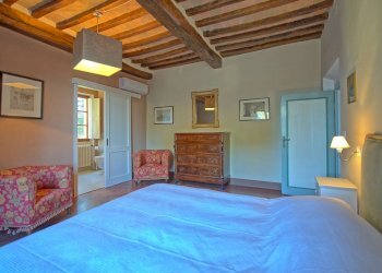 CERTALDO CHIANTI VENDESI VILLA CON PISCINA RISTRUTTURATA - Villa località Bagnano
 
250, Certaldo - foto 9