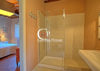 CERTALDO CHIANTI VENDESI VILLA CON PISCINA RISTRUTTURATA - Villa località Bagnano
 
250, Certaldo - foto 14