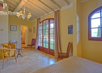 CERTALDO CHIANTI VENDESI VILLA CON PISCINA RISTRUTTURATA - Villa località Bagnano
 
250, Certaldo - foto 52