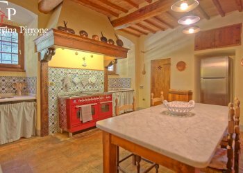 CERTALDO CHIANTI VENDESI VILLA CON PISCINA RISTRUTTURATA - Villa località Bagnano
 
250, Certaldo - foto 55