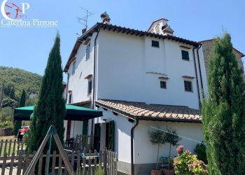 Barberino Mugello vendita chiesa sconsacrata - Villa via di Badia
 
10, Barberino di Mugello - foto 5