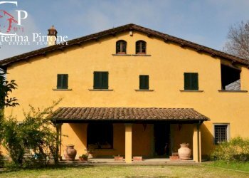 SANTA CROCE VENDESI VILLA - Villa via San Tommaso
 
10, Santa Croce sull'Arno - foto 1