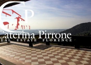 Massarosa vendesi villa con vista mare - Villa via delle Sezioni
 
10, Massarosa - foto 1