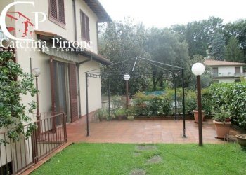 Bagno a Ripoli vendesi villa con giardino - Villa via Roma
 
250, Bagno a Ripoli - foto 15