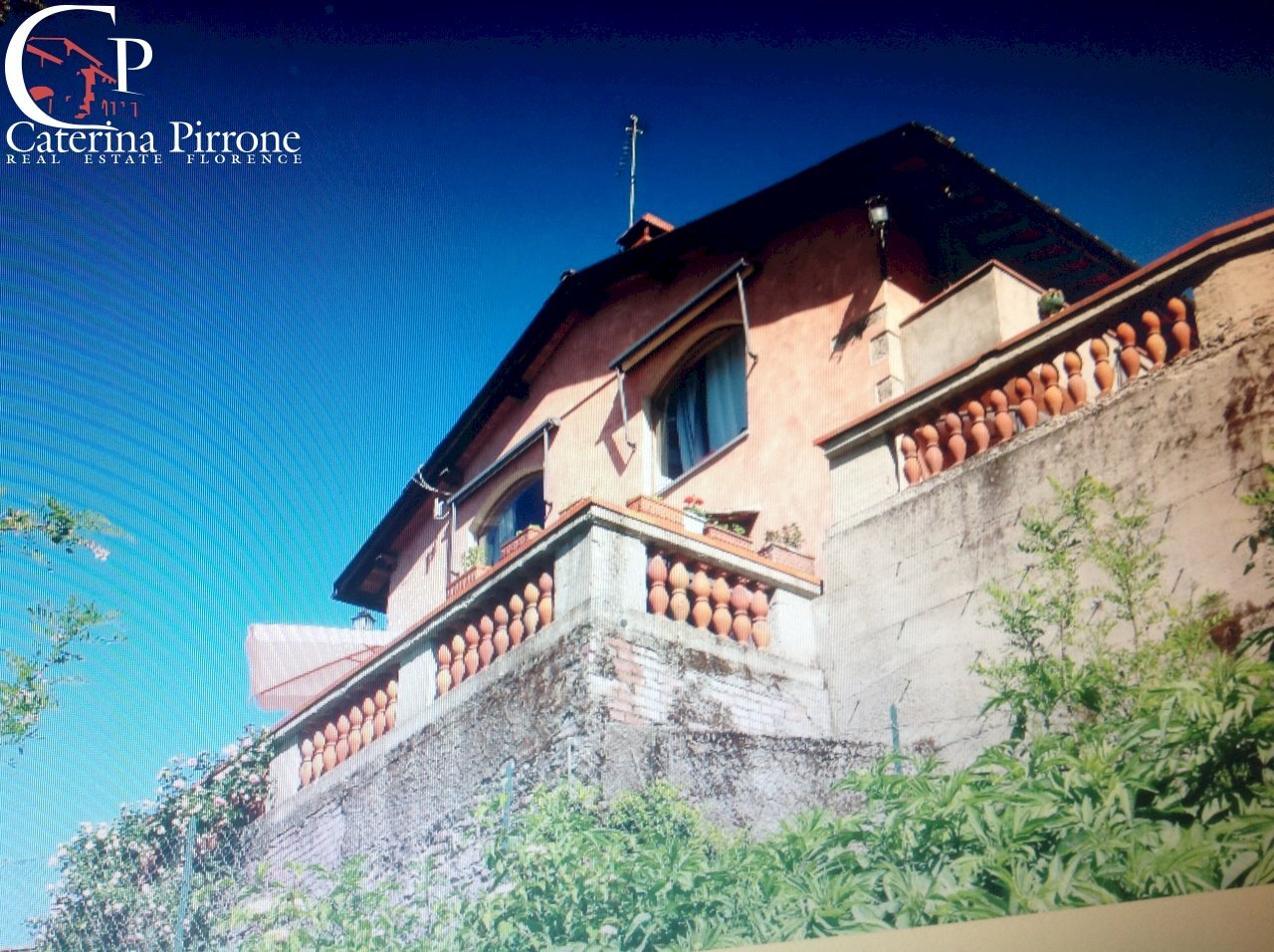 Vicchio, Barbiana vendesi immobile con giardino - Rustico via Boccagnello
 
29, Vicchio - foto 3