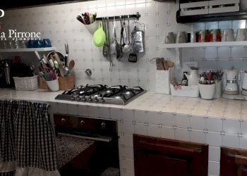 Vicchio, Barbiana vendesi immobile con giardino - Rustico via Boccagnello
 
29, Vicchio - foto 10