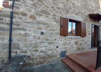 Londa Fornace vendesi piccolo appartamento - Bilocale località Fornace
 
8, Londa - foto 2