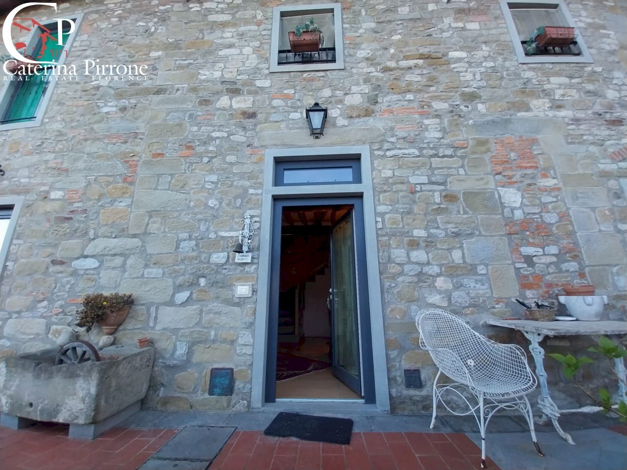 Vicchio vendesi porzione di colonica - Rustico via Ponte a Vicchio
10, Vicchio - foto 2