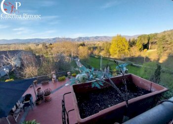 Vicchio vendesi porzione di colonica - Rustico via Ponte a Vicchio
 
10, Vicchio - foto 11