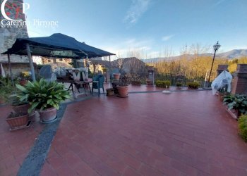 Vicchio vendesi porzione di colonica - Rustico via Ponte a Vicchio
 
10, Vicchio - foto 12