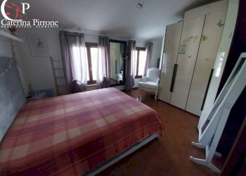 Dicomano vendesi appartamento su 2 livelli - Quadrilocale piazza Iacopo Borghini
 
10, Dicomano - foto 12