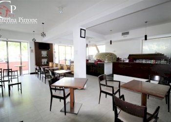 Firenze Peretola vendesi fondo commerciale - Locale Commerciale via Mario de Bernardi, Firenze - foto 5