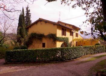 Bagno a Ripoli vendesi colonica - Rustic via di Rosano
 
140, Bagno a Ripoli - photo 4