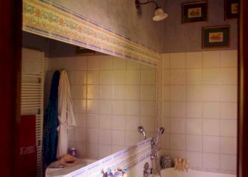 Bagno a Ripoli vendesi colonica - Rustic via di Rosano
 
140, Bagno a Ripoli - photo 35