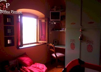 Bagno a Ripoli vendesi colonica - Rustic via di Rosano
 
140, Bagno a Ripoli - photo 20