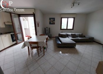 Dicomano vendesi appartamento di 3 vani - Trilocale via Vittorio Veneto
 
10, Dicomano - foto 1