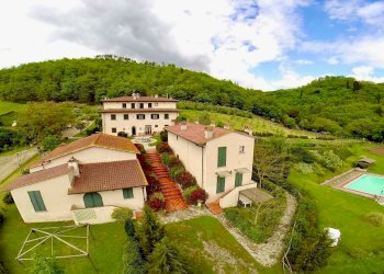 Foto 1 - Azienda agricola località Rimaggio
 
10, Dicomano - foto 1