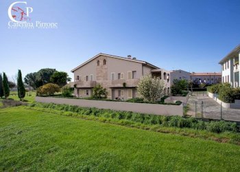 Foto 2 - Trilocale Via Leopoldo II di Lorena
 
1, Rosignano Marittimo - foto 2