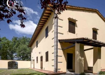 Foto 2 - Villa via di Galliano
 
10, Scarperia e San Piero - foto 2