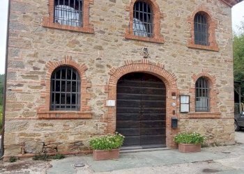 Foto 4 - Rustico frazione Dicomano Campagna
 
10, Dicomano - foto 4