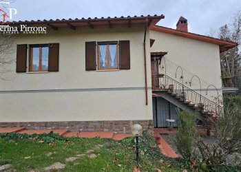 Foto 2 - Casa indipendente via del Fangaccio
 
1, Rignano sull'Arno - foto 2